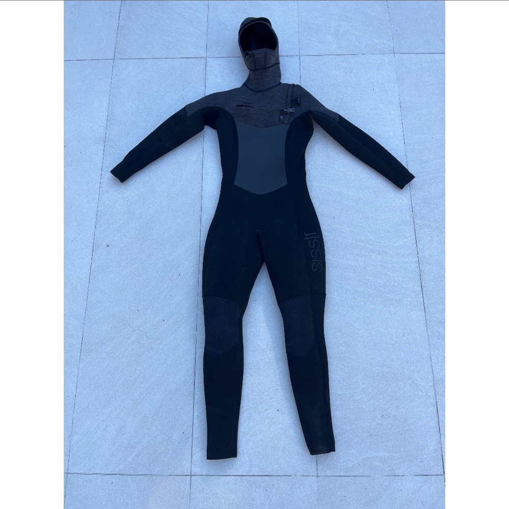 Sisstr Revolution Hooded Chest Zip Wetsuit Women’s size 6
